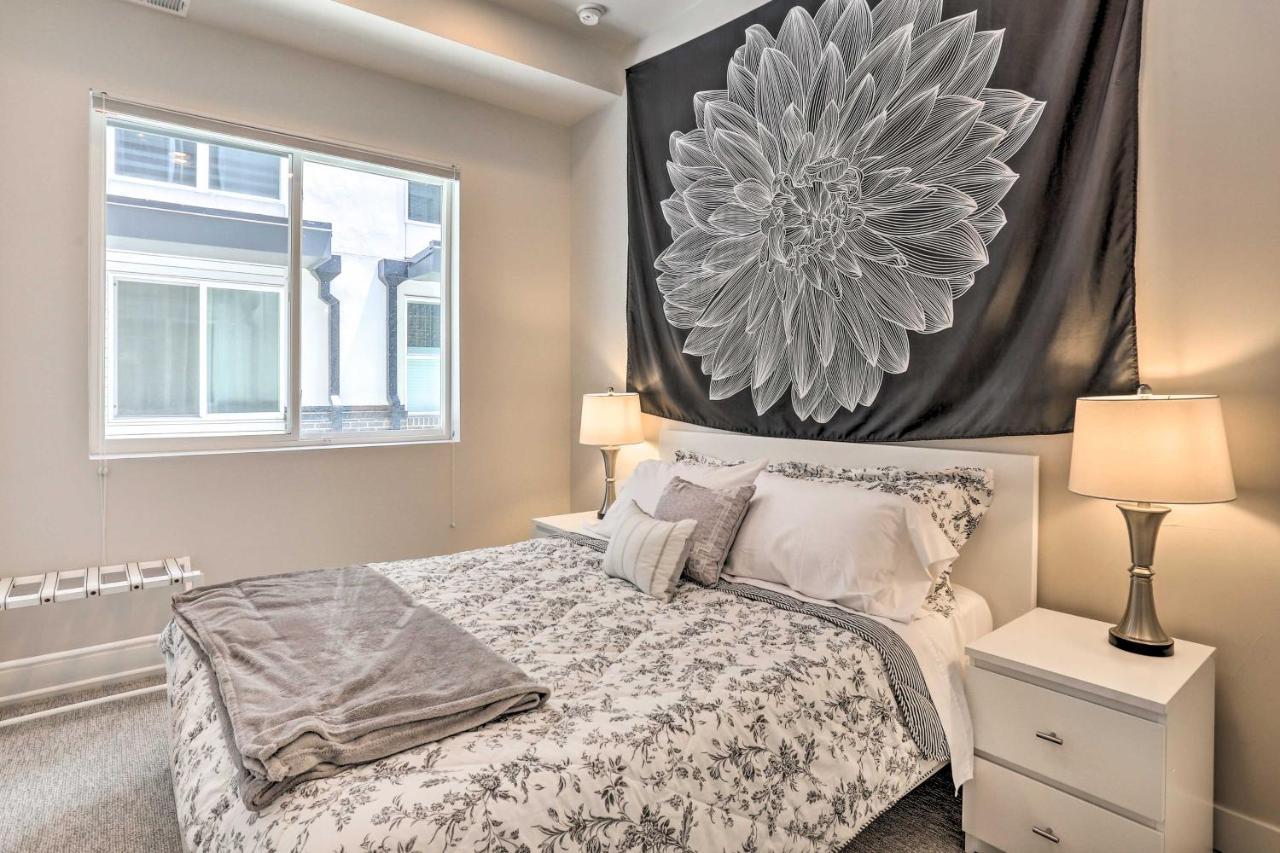 Trendy Denver Townhome - Walk To Mile High Stadium Bagian luar foto