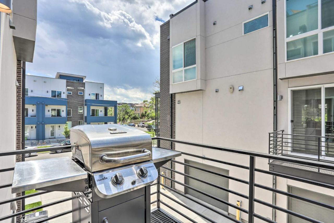 Trendy Denver Townhome - Walk To Mile High Stadium Bagian luar foto
