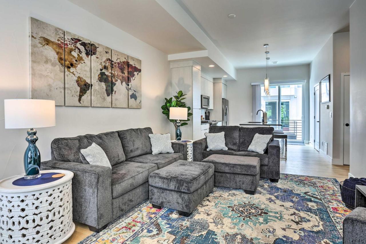 Trendy Denver Townhome - Walk To Mile High Stadium Bagian luar foto