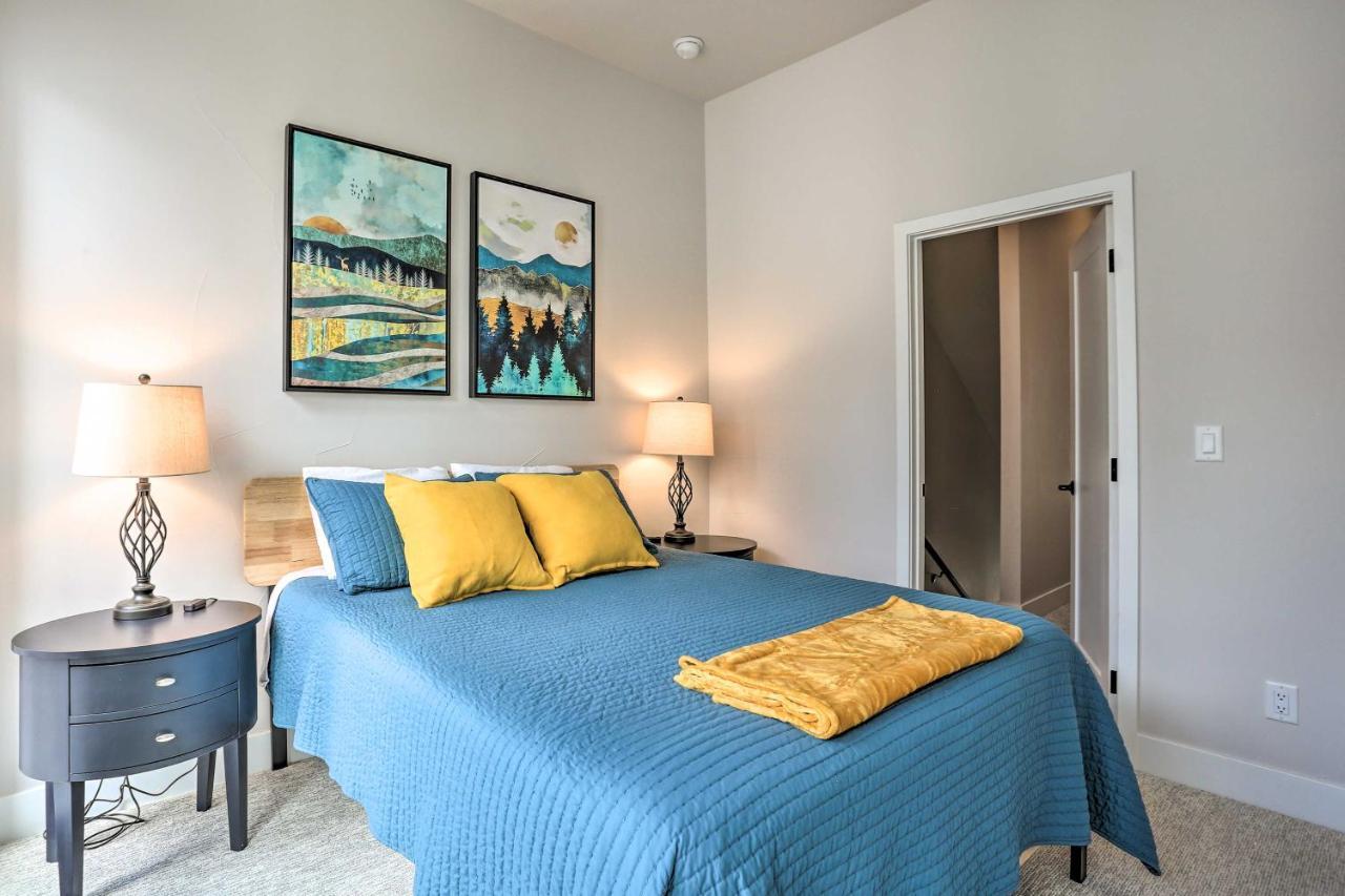 Trendy Denver Townhome - Walk To Mile High Stadium Bagian luar foto