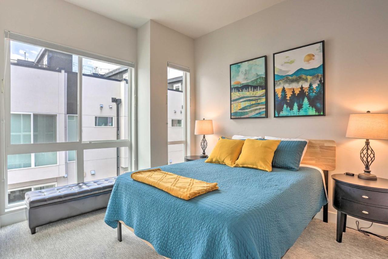 Trendy Denver Townhome - Walk To Mile High Stadium Bagian luar foto